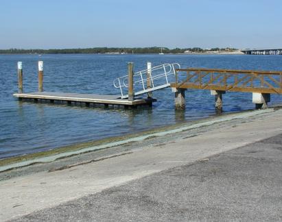 Boatlaunch ramp and dock.